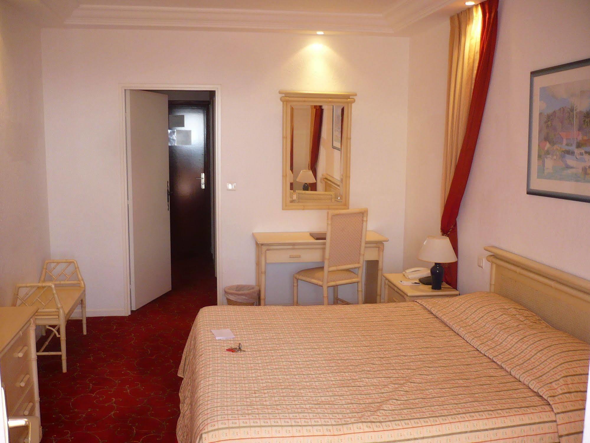 Hostellerie Le Baou ラマチュエル エクステリア 写真